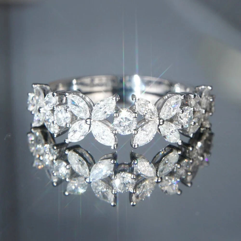 💎Beautiful Dainty Flower Crystal  Silver Plated Party Ring forUNVN12218